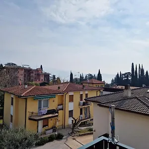 Mirella , Gardone Riviera Italia