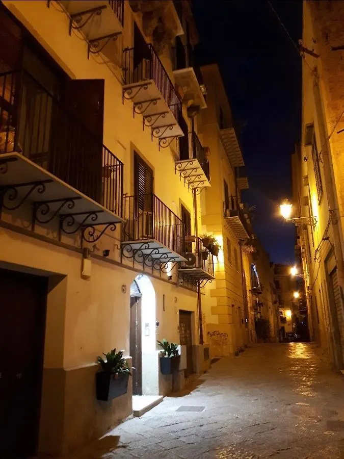 La Loggia Dei Re Apartment Palermo Italy